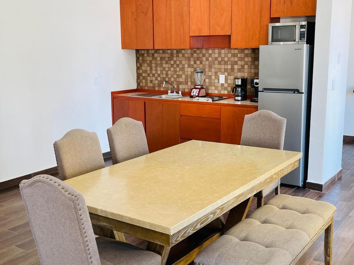 La Lola Hotel & Suites Mazatlán Εξωτερικό φωτογραφία