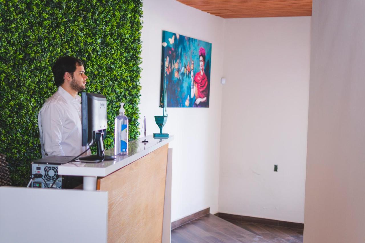 La Lola Hotel & Suites Mazatlán Εξωτερικό φωτογραφία