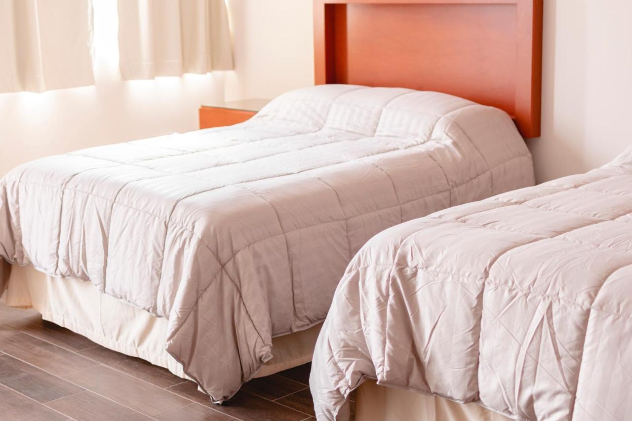 La Lola Hotel & Suites Mazatlán Εξωτερικό φωτογραφία